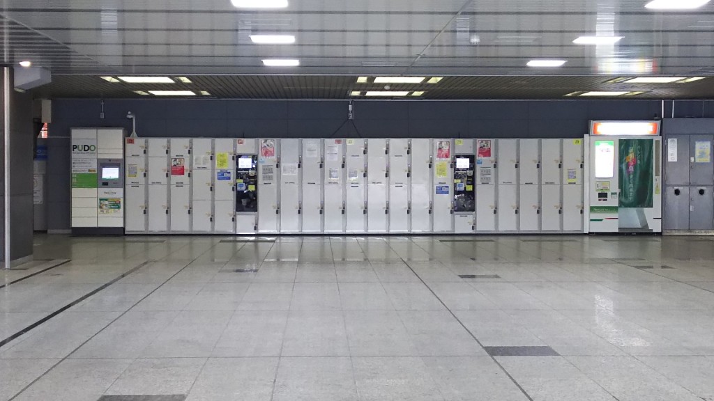 新大阪駅 ロッカー １階