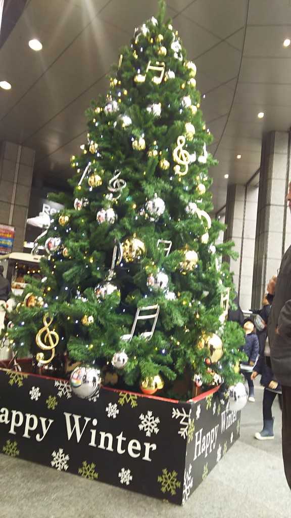 ヨドバシ クリスマスツリー