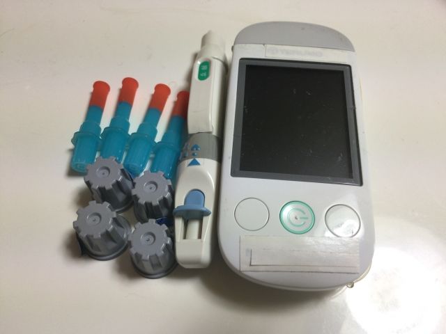 血糖値　測定器